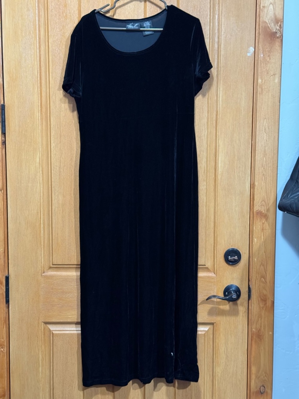 Kathie Lee Collection Black Velvet Short-Sleeve Maxi Dress size L pit 20-23  L54